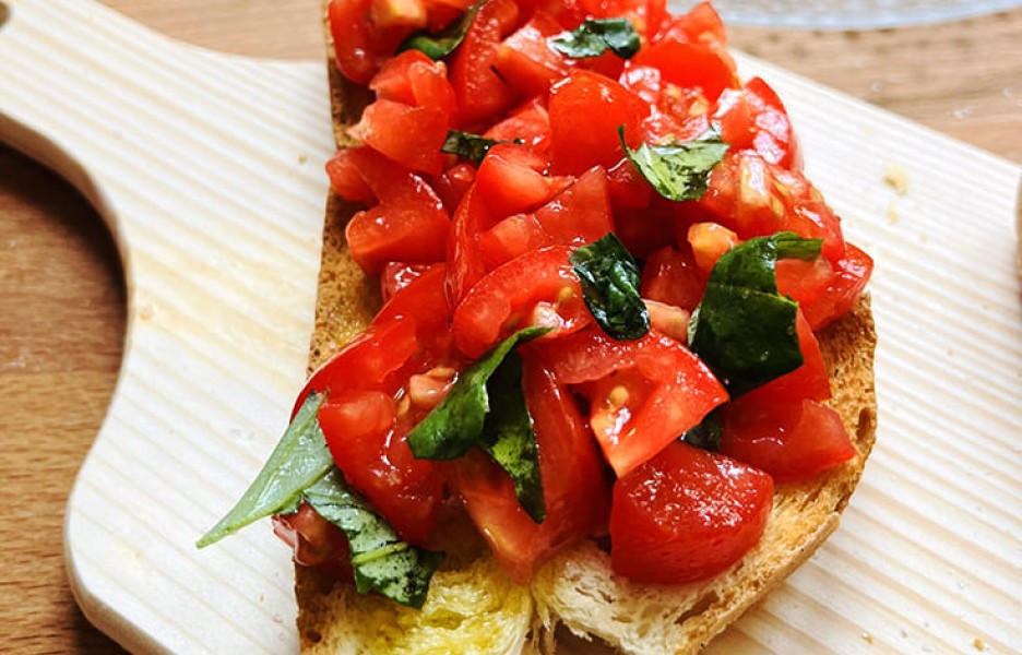 Sagra della Bruschetta 2025 a Quiesa (Massarosa): tra sapori toscani e musica live